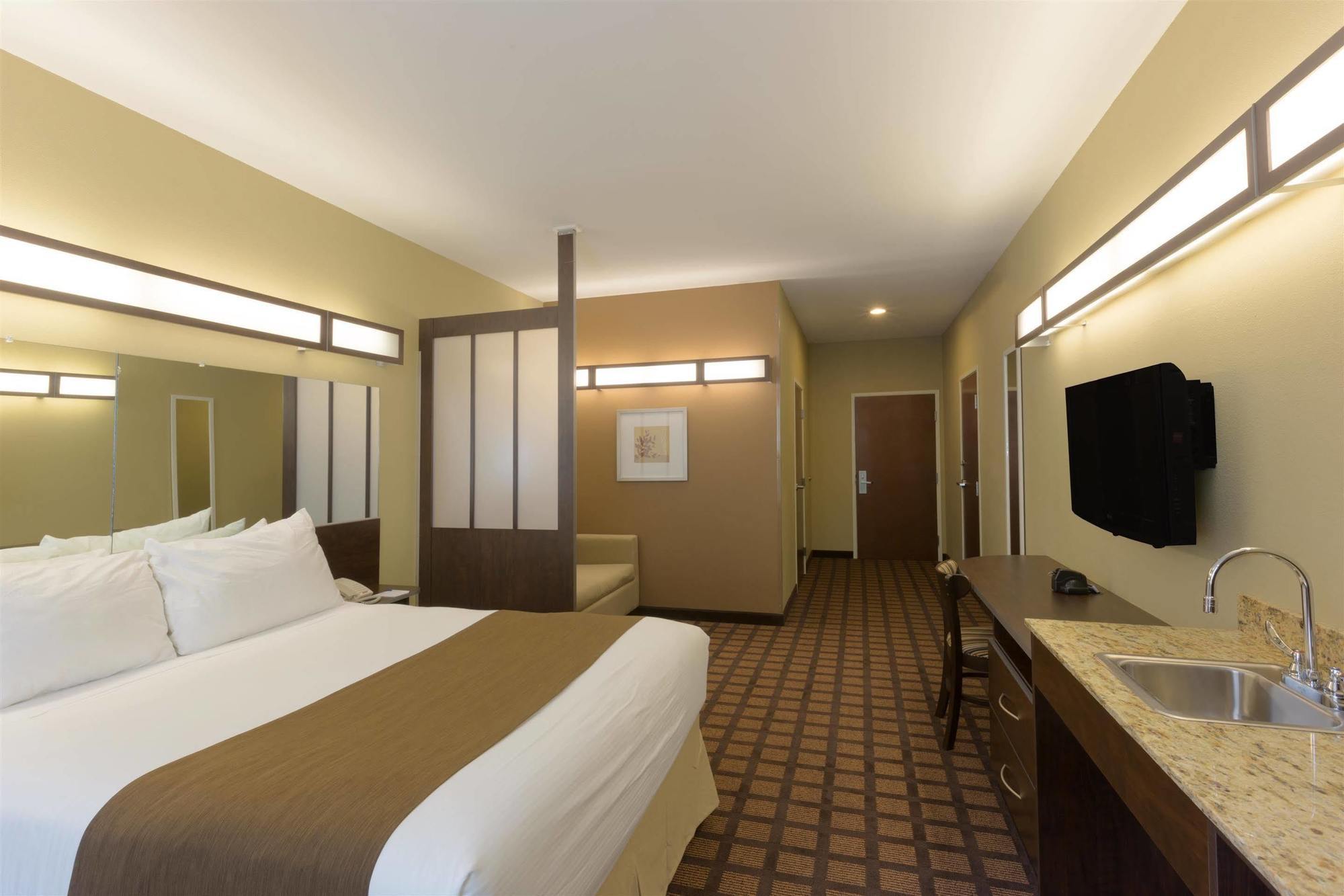 Microtel Inn & Suites Dillsboro/Sylva Dış mekan fotoğraf
