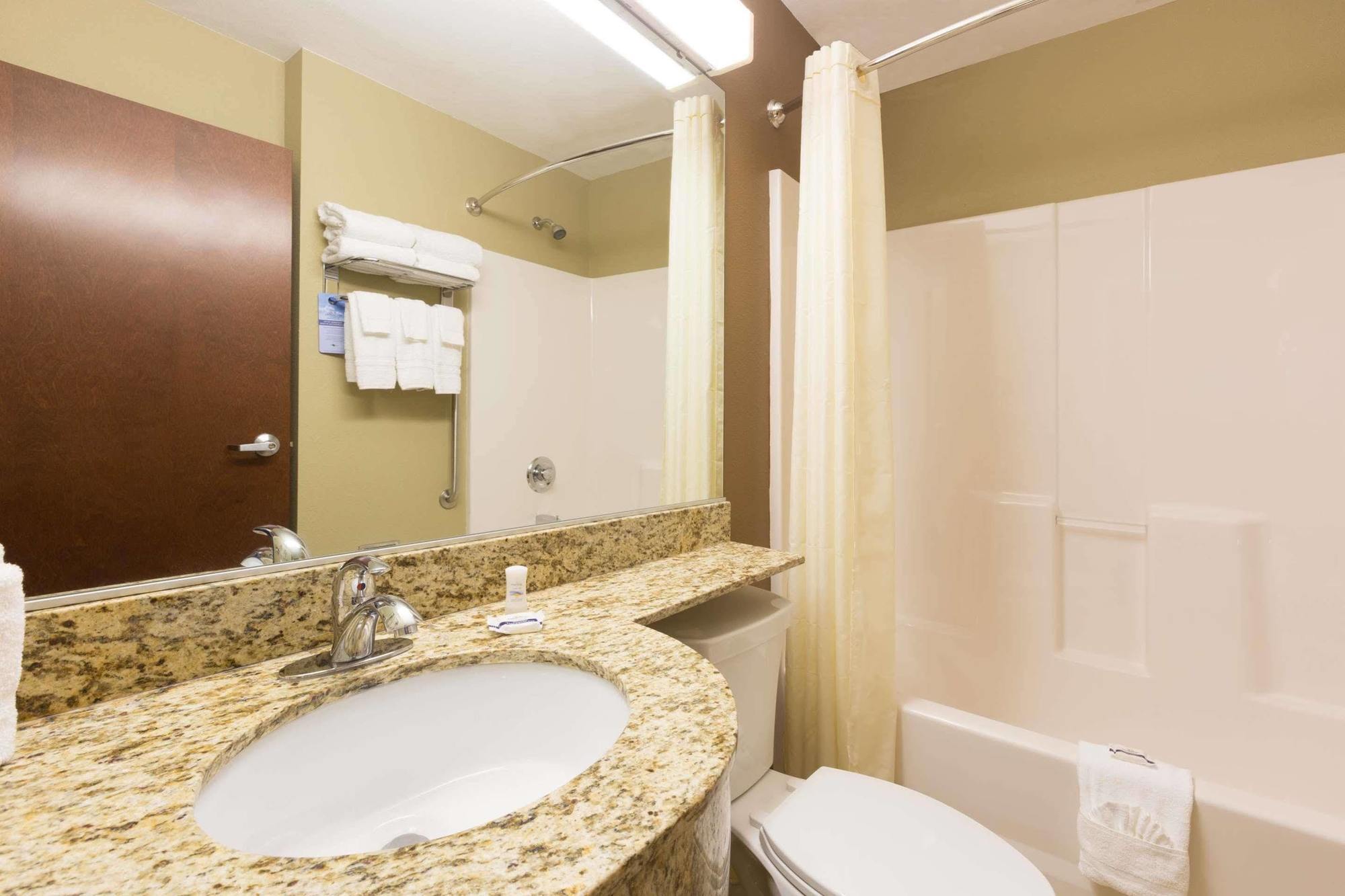 Microtel Inn & Suites Dillsboro/Sylva Dış mekan fotoğraf